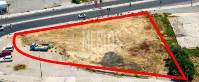 plot-795a8dcc-6d0b-468a-b2d2-aa6eb95e3273_Wtr.jpg