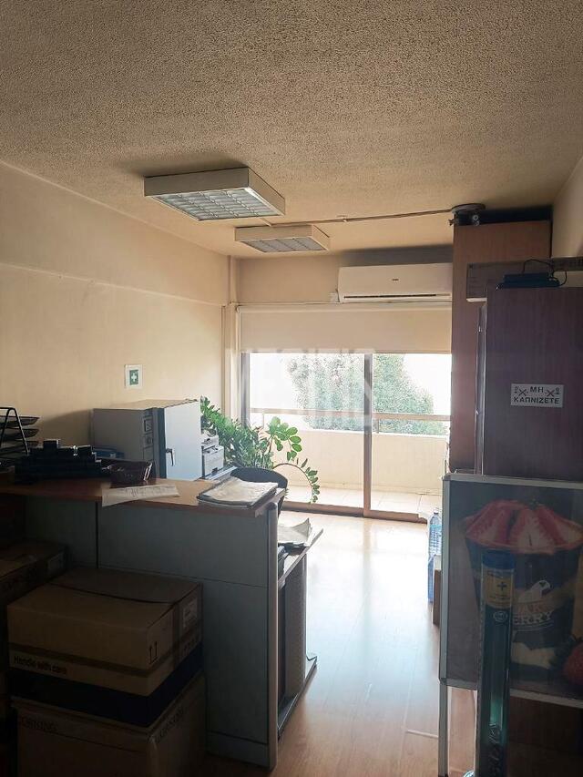 office-9f1badc9-a00a-46fe-ab79-f6763fb75b50_Wtr.jpeg