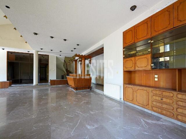 detachedHouse-6dfe09f4-e38c-439e-b8f5-da2984adcb96_Wtr.jpg