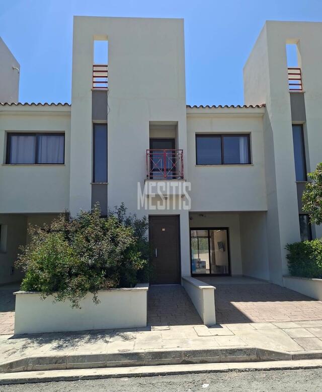 detachedHouse-b34db5e9-60b4-44e9-8702-7f5664e22029_Wtr.jpg