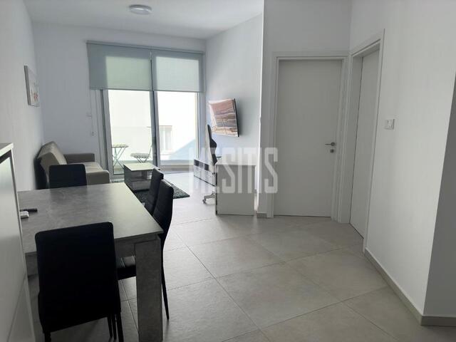 apartment-0b832aab-4be4-4463-b93c-d0c548d9adba_Wtr.jpg