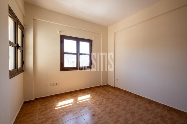 detachedHouse-8f59f40c-48ad-4ed8-8582-e00fa11cc80a_Wtr.jpeg