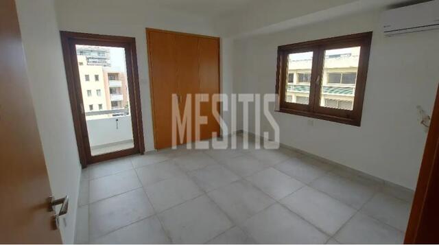 apartment-bcc9baa3-aeaa-42c0-8e72-294ba6d81758_Wtr.jpg