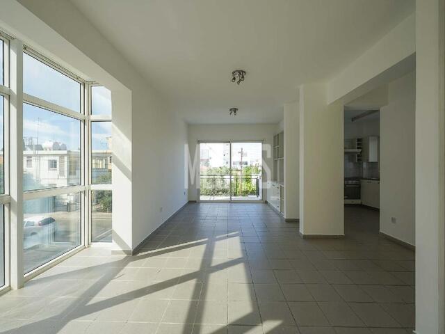 apartment-fa854162-ff8a-40a2-a22c-859d2f76b310_Wtr.jpeg