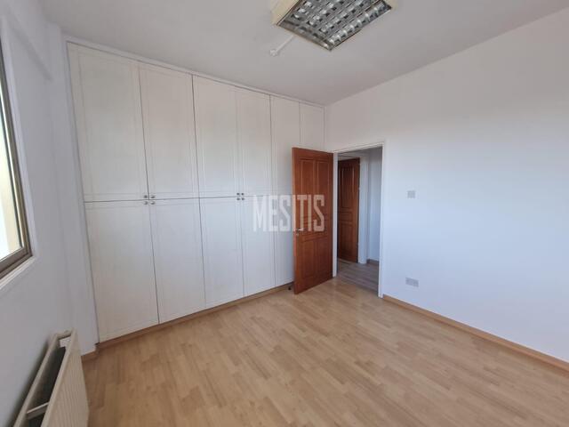 office-ba9561c0-5d19-4017-b033-ffa25fe941e1_Wtr.jpg