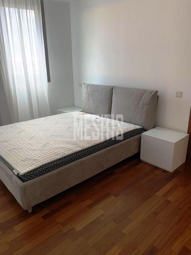 apartment-da30a78e-fb8f-4994-aa27-58d0647e60bf_Wtr.jpeg