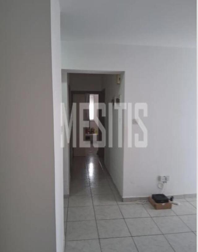 apartment-ede2a85d-b79a-43a8-a2e8-7507bad04ee0_Wtr.jpg