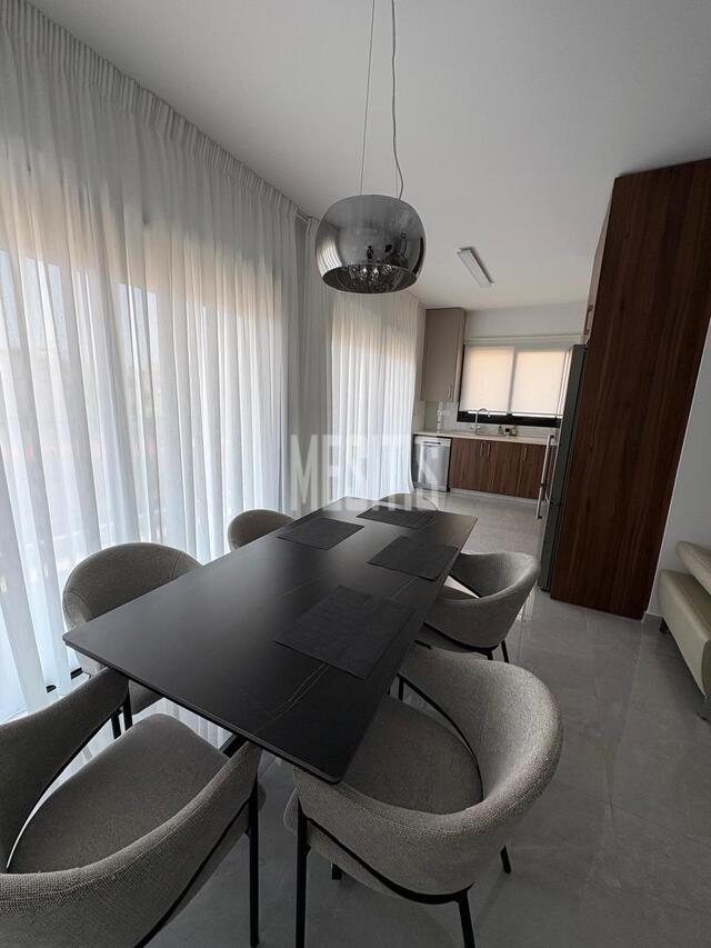 For Rent: Brand New 2 Bedroom Apartment in Mesa Geitonia – photo 3