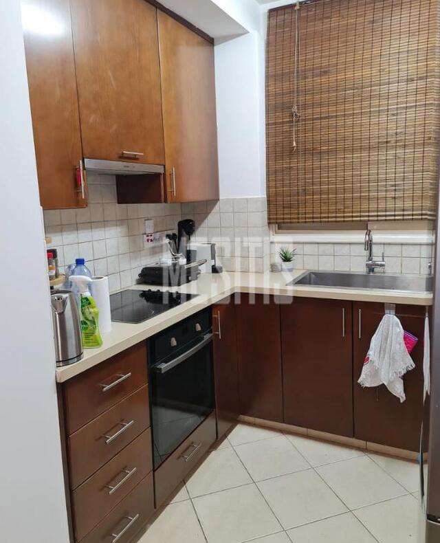 apartment-4f6aa495-1f53-429f-8040-d5609c11d110_Wtr.jpg