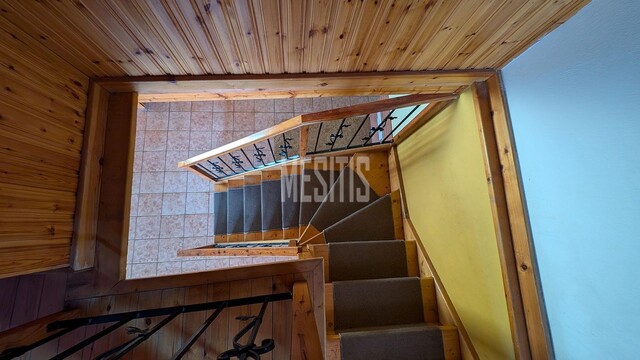 detachedHouse-13c0d34d-a258-4785-98f4-5cfb47150d50_Wtr.jpg