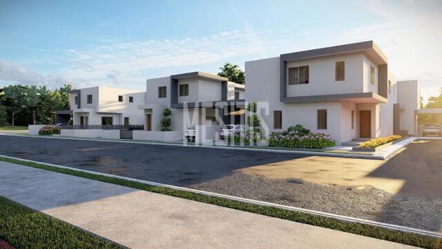 detachedHouse-08cc8fef-c335-4f39-ab28-dafd8f92bf45_Wtr.jpeg