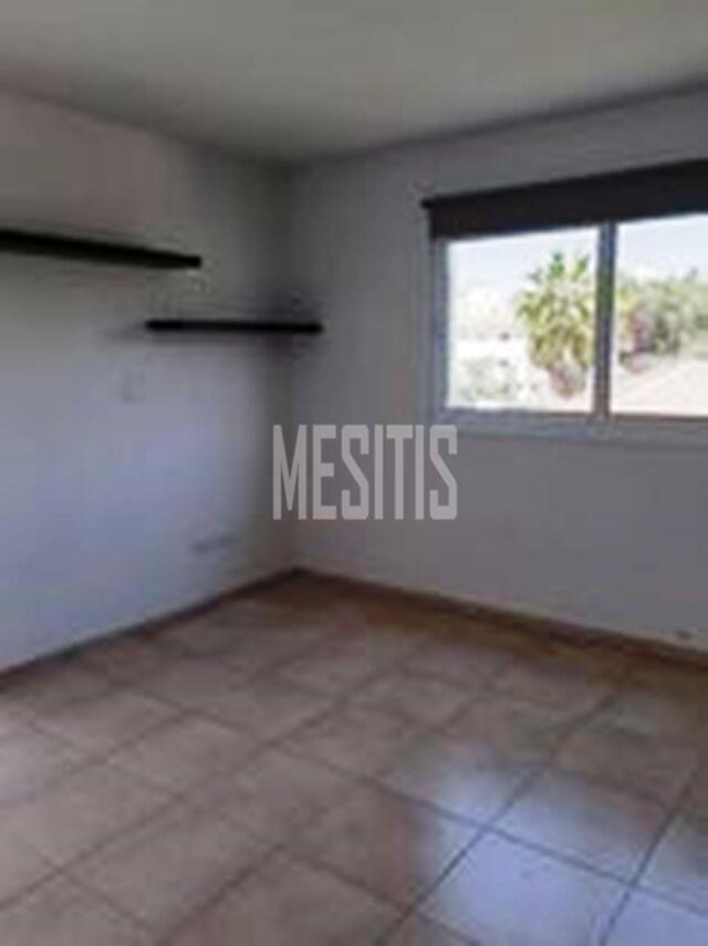 apartment-44cc7a6e-2986-4b20-8a12-b2c56a897a39_Wtr.jpeg