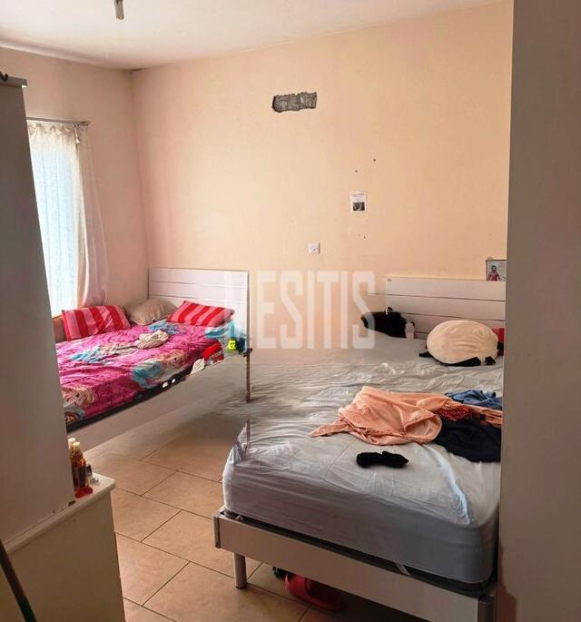 detachedHouse-58011d60-cf4c-4557-b385-18250074f9ca_Wtr.jpg
