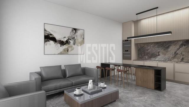 apartment-14c0fa06-7cfd-4a59-9519-8468b5c30d77_Wtr.jpg