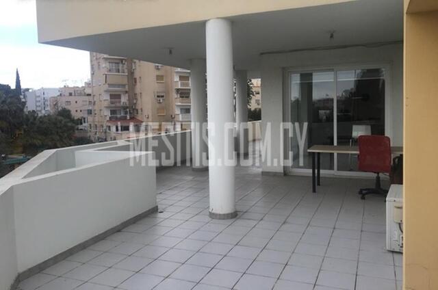 apartment-be517cb5-b48d-4564-b22f-2237999c47b6_Wtr.jpeg