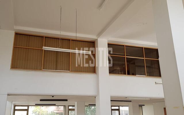 entireBuilding-476bd191-b235-4bae-9b0e-2c411c37f31f_Wtr.jpg