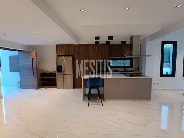detachedHouse-a96f9333-76e8-4ab9-83de-073e8be505d0_Wtr.jpeg