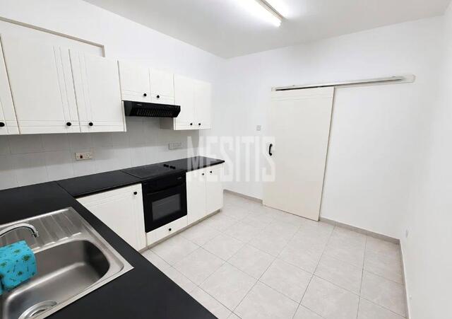 apartment-37280ed7-257b-4f0e-9dff-717af32943fa_Wtr.jpg