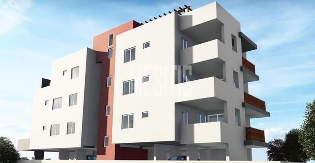 apartment-7d5422d4-22a4-409e-9445-ce31681a0372_Wtr.jpeg