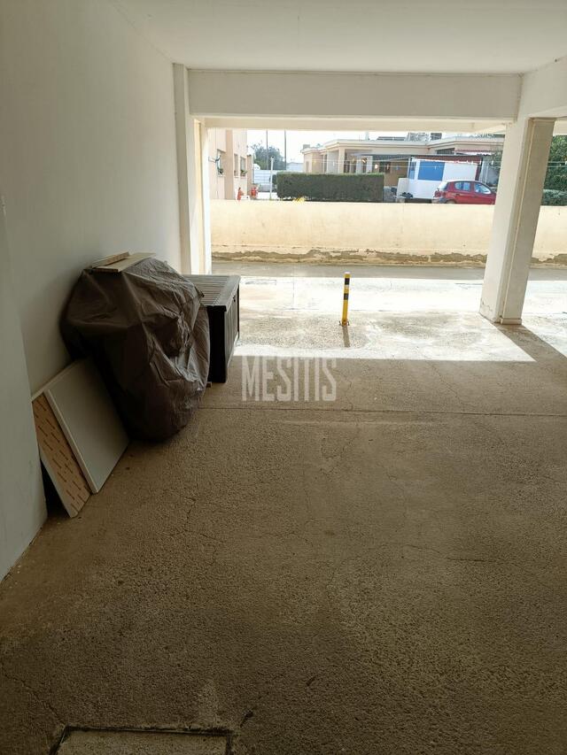 apartment-09ded675-3a98-4f3d-a05b-dc6c4cbfef77_Wtr.jpg