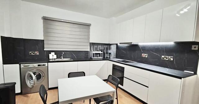 apartment-92debca9-1ad6-4bed-bef1-cad79e3067d2_Wtr.jpg