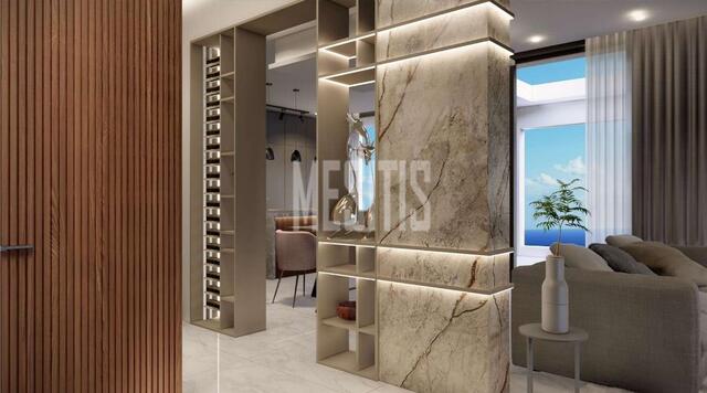 apartment-e11570b9-8ee0-4515-a8df-0b2b64aa2d33_Wtr.jpeg