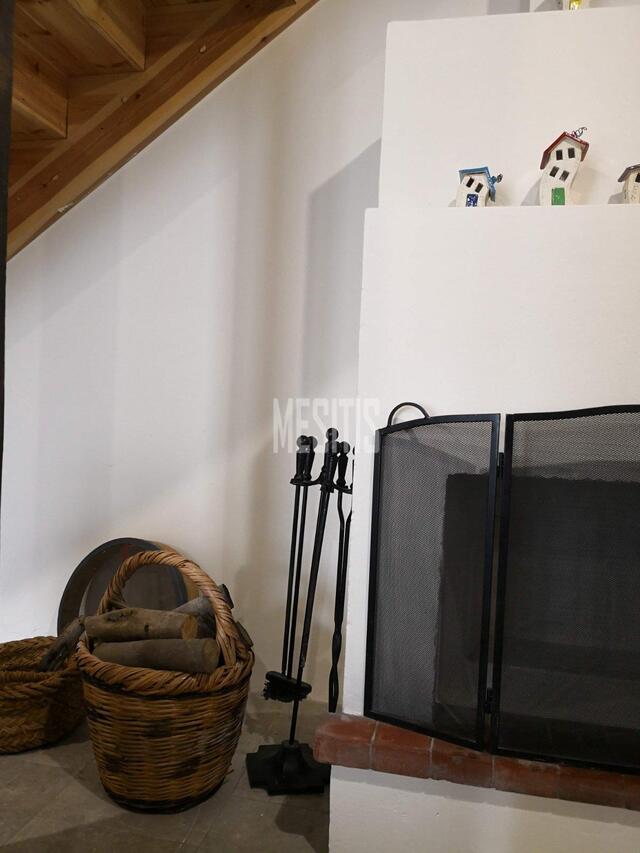 detachedHouse-8338ea8c-4e98-4846-bffc-15a40ec4b3ed_Wtr.jpeg