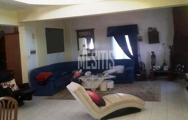 detachedHouse-8af5da61-ca9c-428a-8b6f-be34af50b3c5_Wtr.jpg