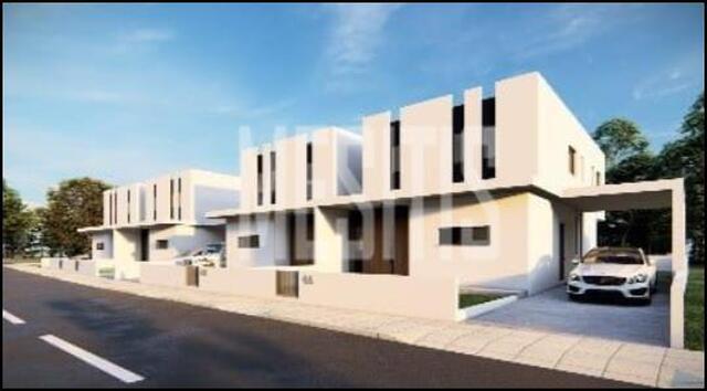 detachedHouse-4710a549-16f9-49f6-87f6-41f6ded54501_Wtr.jpg