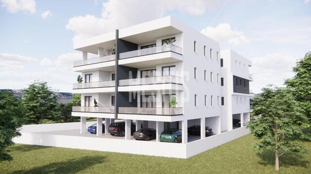 apartment-9d3c3920-152b-4713-8907-9942587e24dc_Wtr.jpg