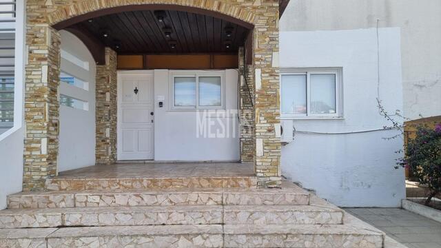 apartment-23c02940-1ba6-4903-8b54-55223b3abd4d_Wtr.jpg