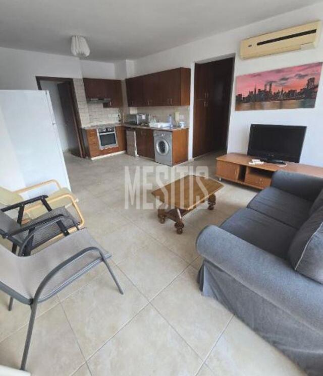 apartment-ae3f30fa-eb97-47fe-b372-bdc0776c89c8_Wtr.jpeg