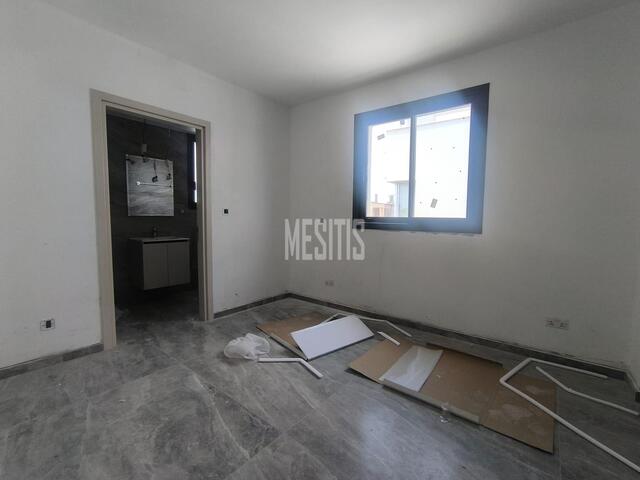 apartment-664da02a-c6ff-40dc-8ee0-32ff69a2d09e_Wtr.jpg