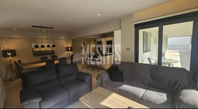 apartment-b5a04380-2a25-4417-a6be-a68ae24ce04b_Wtr.jpg
