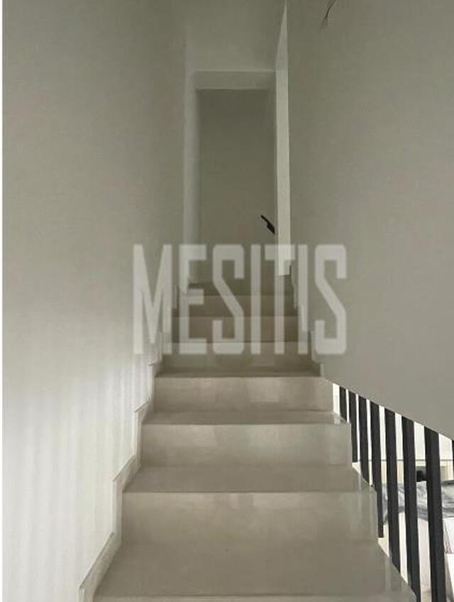 detachedHouse-fbc5c23f-4421-4231-a372-2f79fa7a4d8c_Wtr.jpg