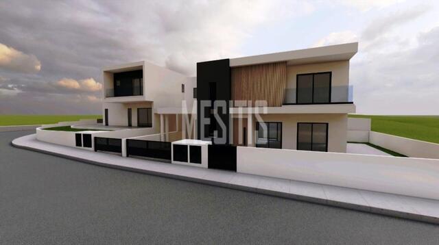 detachedHouse-b862cdb8-37cb-4c00-b6ed-669841071453_Wtr.jpeg