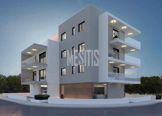 apartment-85d4a1be-d472-425a-b786-c9f6ccec04ed_Wtr.jpeg