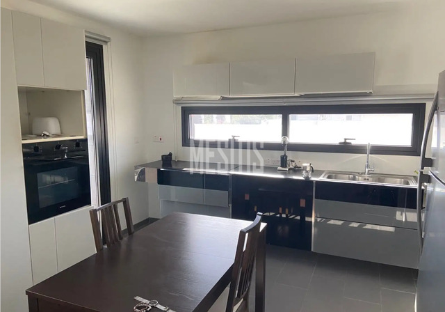 apartment-992cb189-9f22-492c-8ec8-b1830f97c7e8_Wtr.png