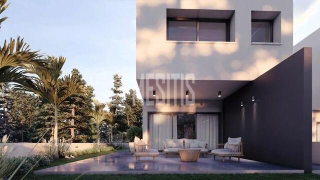 detachedHouse-6cdd5c93-9d3d-407a-89a7-bc287b53efae_Wtr.jpg