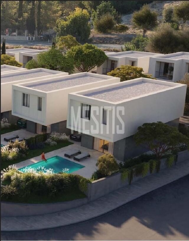 detachedHouse-ab6b5bc0-8f56-48fb-9e75-7a8cc6b059ca_Wtr.jpeg