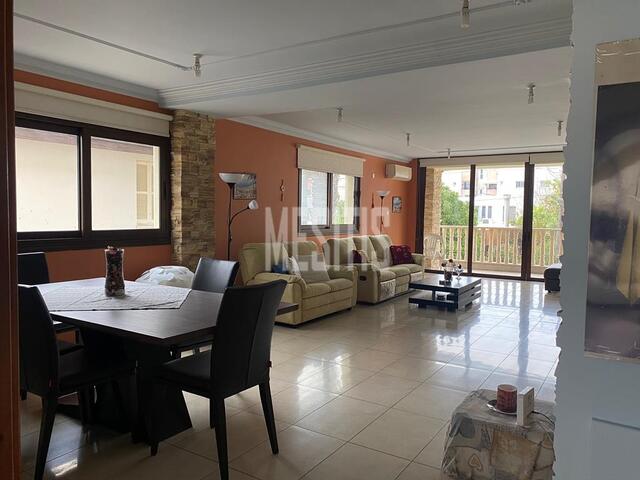 apartment-c75a1c6a-6f78-49ff-a664-2a7a857bde8e_Wtr.jpg