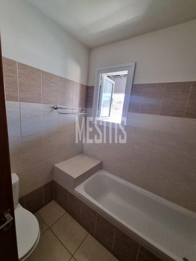 apartment-3586f7ff-17b3-4c43-b553-35cc4e6812f0_Wtr.jpg