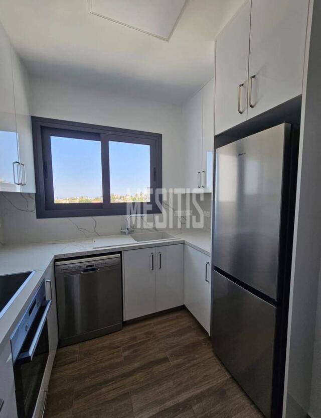 apartment-50e31b18-d469-48c2-9653-eda2f707ff48_Wtr.jpeg