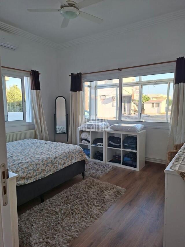 detachedHouse-6bcbe948-2b2c-4a63-a2a9-6bce0f6ee65d_Wtr.jpg
