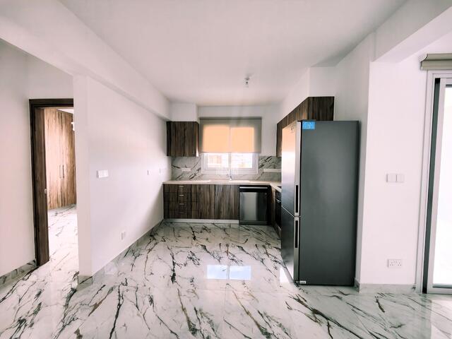 apartment-e2250000-c82b-4faf-8025-009d5eb99775_Wtr.jpeg