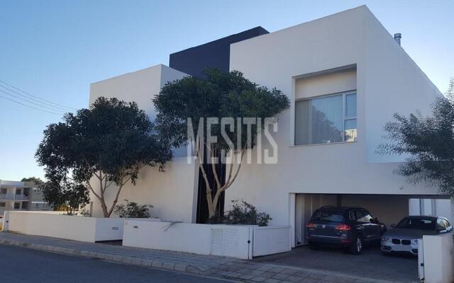 detachedHouse-fe628b37-16e4-4ad9-aa9b-d552cc6d1434_Wtr.jpeg