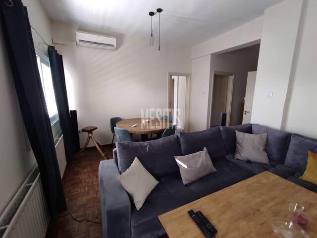 detachedHouse-b7e9efd3-2e92-469e-86dd-aeb1cabf3942_Wtr.jpg