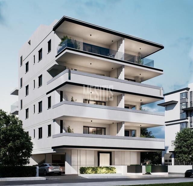 apartment-e7c3f54f-407b-4159-8aaa-f2ef2d27e251_Wtr.jpg