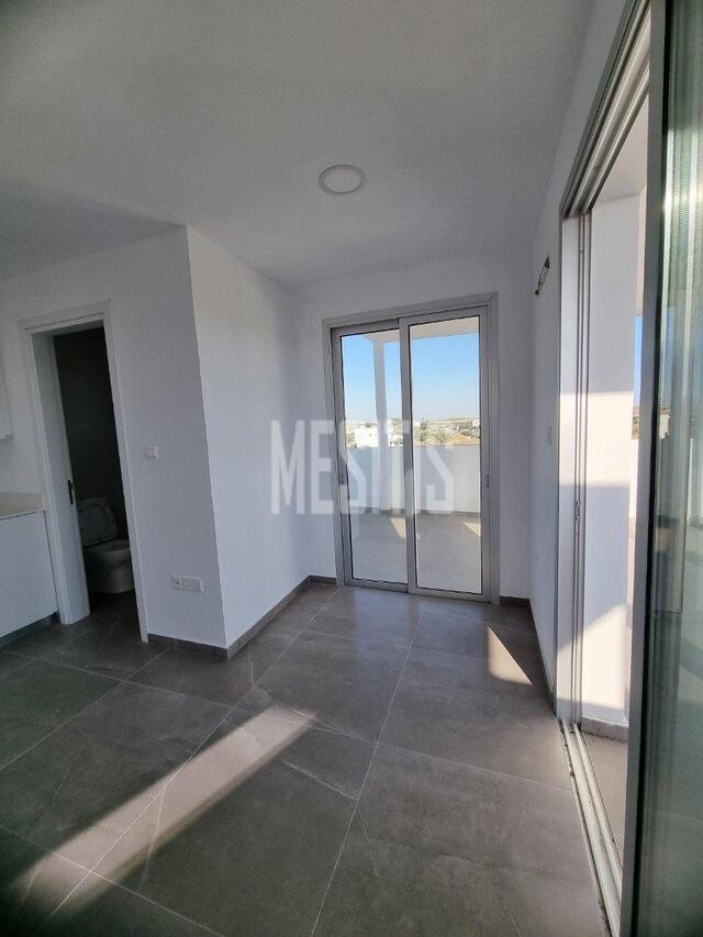 apartment-f23c5865-b9ba-47a4-80d7-338a92abd38f_Wtr.jpeg