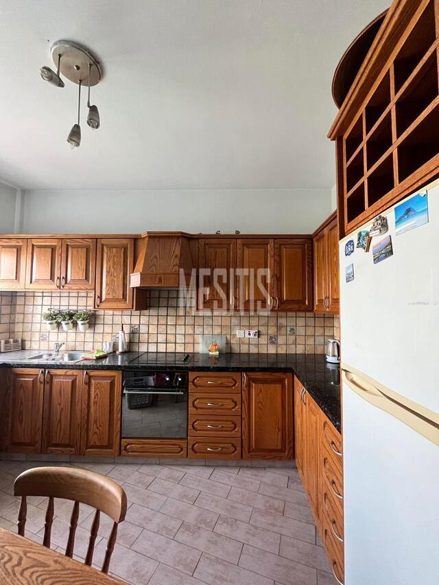 apartment-10673e0f-be58-444c-8646-71e4a75962a5_Wtr.jpeg
